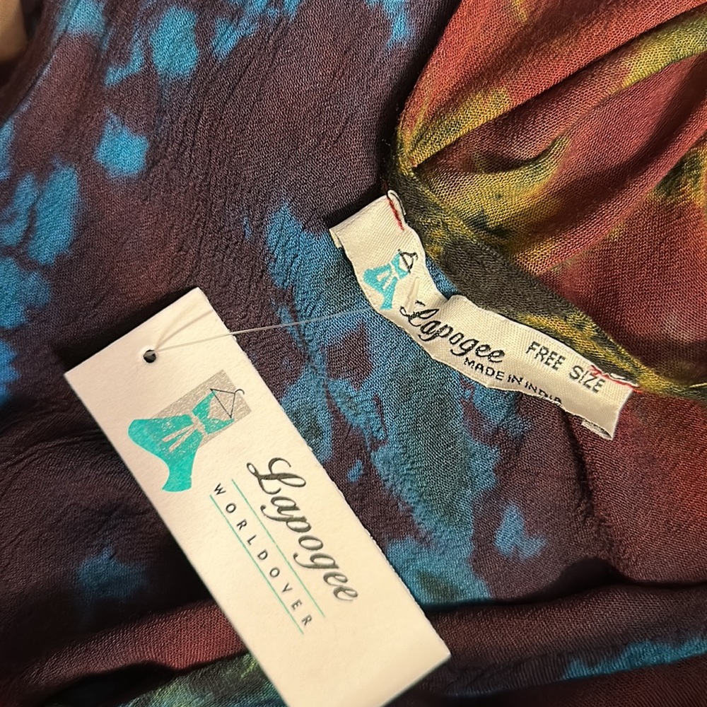 NWT. Freestyle Lounging Dress Freesize 001-4. BL/RD6 - Picture 3 of 3